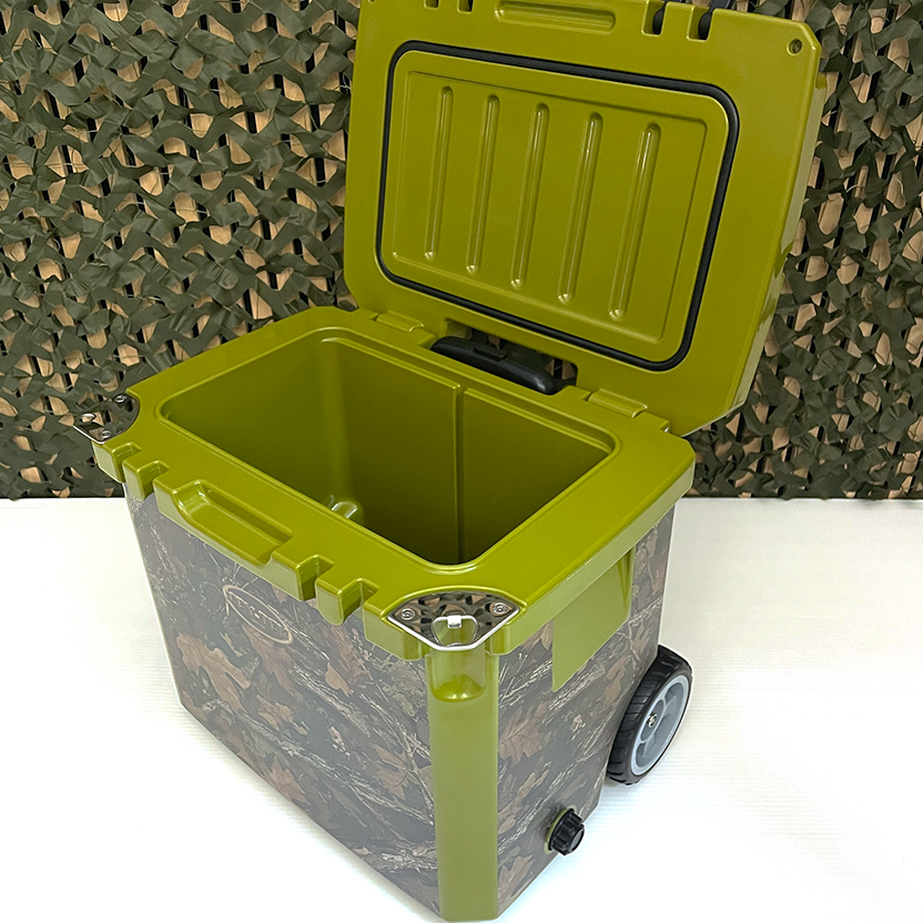 Icey-Tek 35 Litre Cool Box With Wheels - Woodland Camo