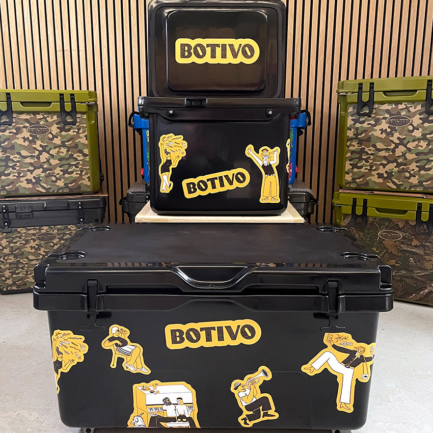 Branded and customised Icey-Tek Cool Boxes for business and product pr ...